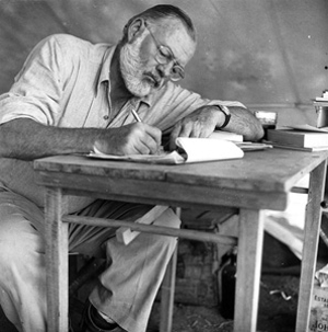 Hemingway2_300x303